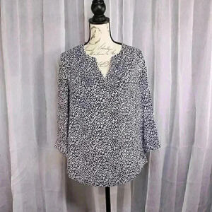 Lila Rose Size M Blue/white leopard print /geometric print blouse